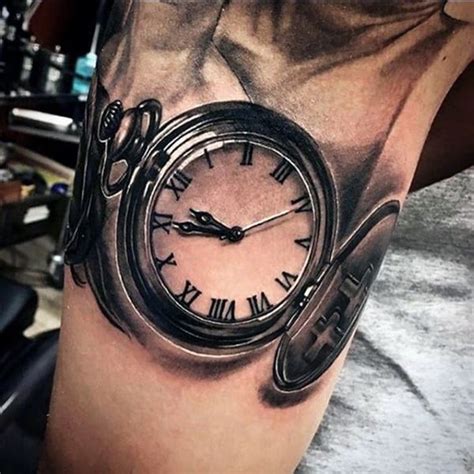 200 Tatuaggi con orologio da taschino: il significato e .